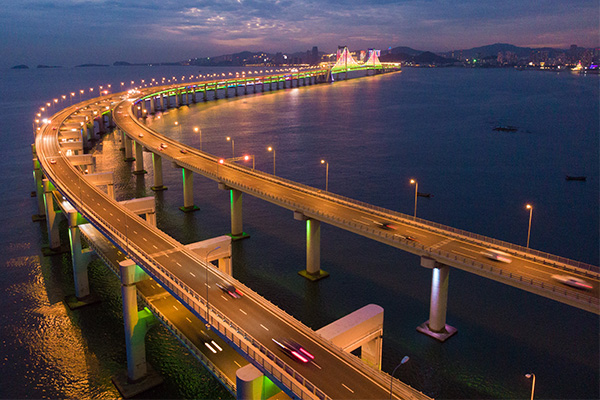 大橋夜景燈光設(shè)計(jì)